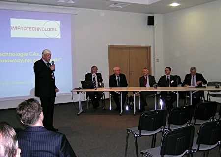 forum_02.jpg